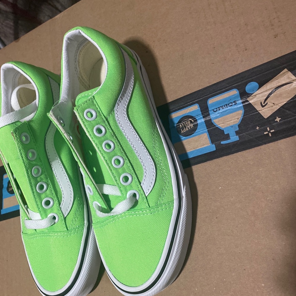 Vans old skool neon green size 3.5 M 5W